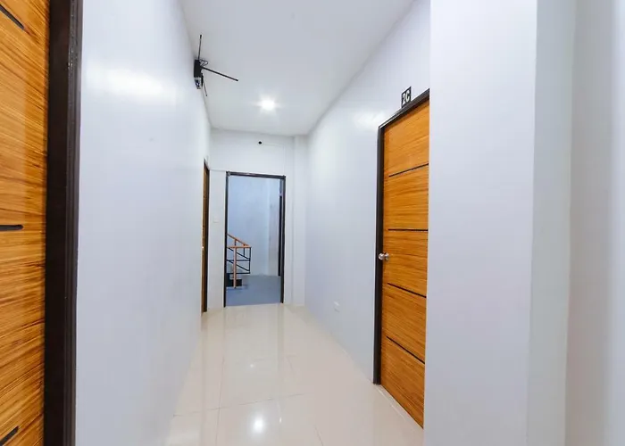 Hotel Reddoorz @ Remigio Street Santa Cruz Manila